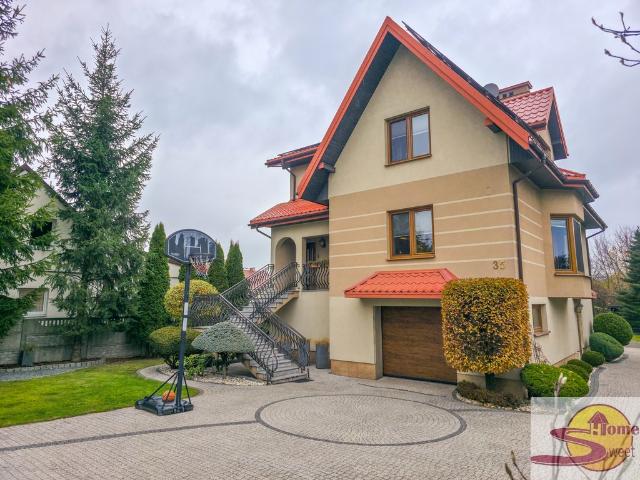 Przestronny dom 266 m² z kominkiem i fotowoltaiką