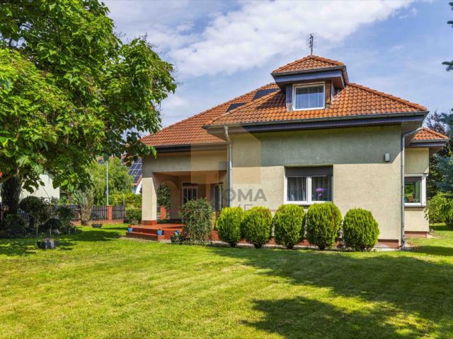 Przestronny dom 270 m² z tarasem, garażem i nowoczesnym ogrzewaniem