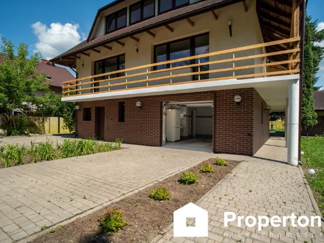 Przestronny 280 m² dom z tarasem i garażem polecam!