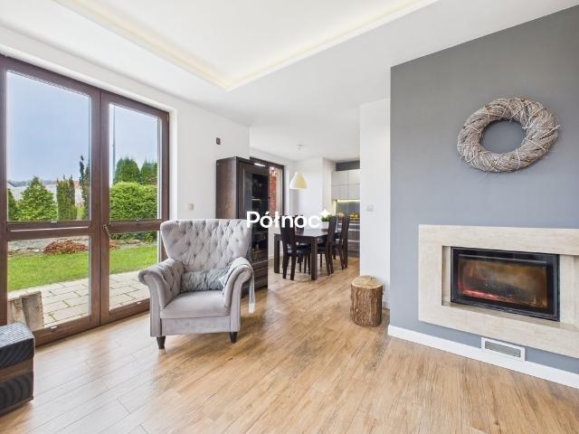 Przestronny dom 282 m² z biurem, ogrzewaniem polecam!