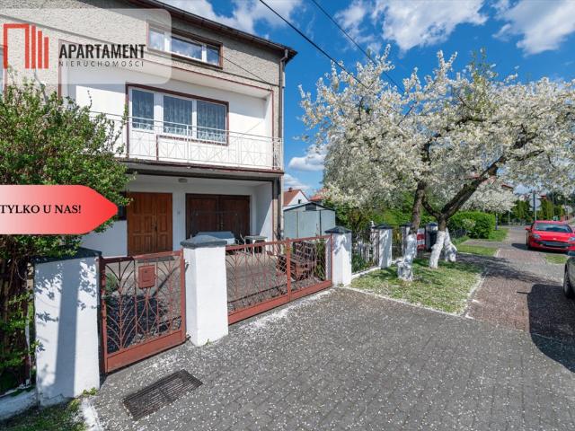 Przestronny dom 300 m2 z 4 kuchniami i 3 łazienkami