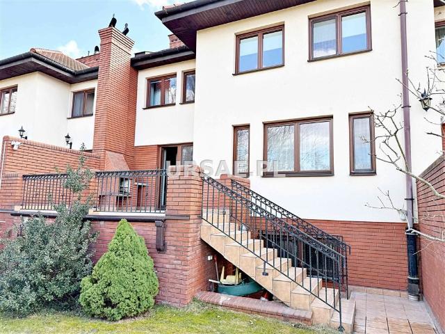 Przestronny dom 350 m² z tarasem, garażem i ogrodem