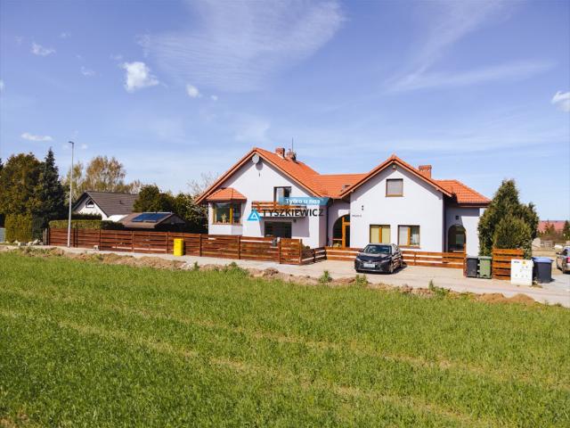 Przestronny dom 400 m² z niezależnym mieszkaniem i ogrodem