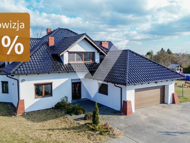 Przestronny dom 6 pokoi z ogrodem i garażem 2 stanowiskowym
