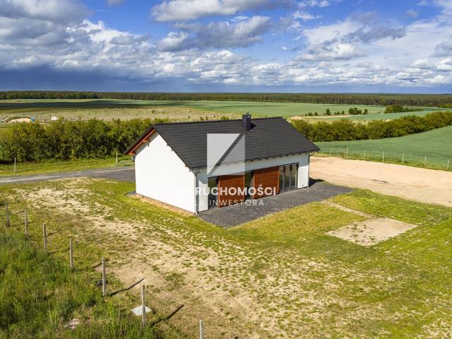 Przestronny dom 73 m² na dużej działce 3000 m² z altaną