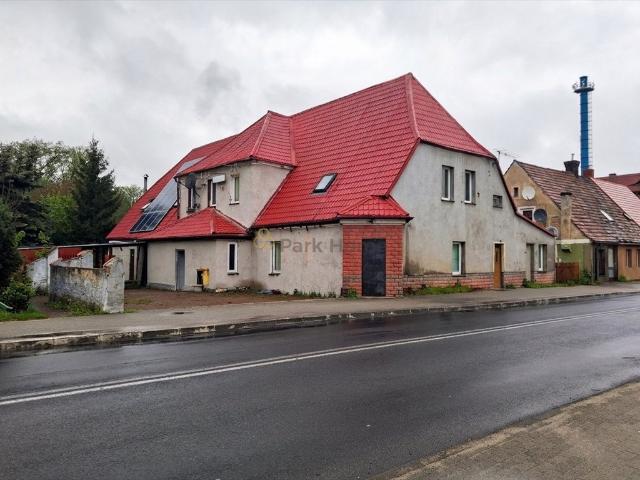 Przestronny dom 9 pokoi z dużą działką i potencjałem
