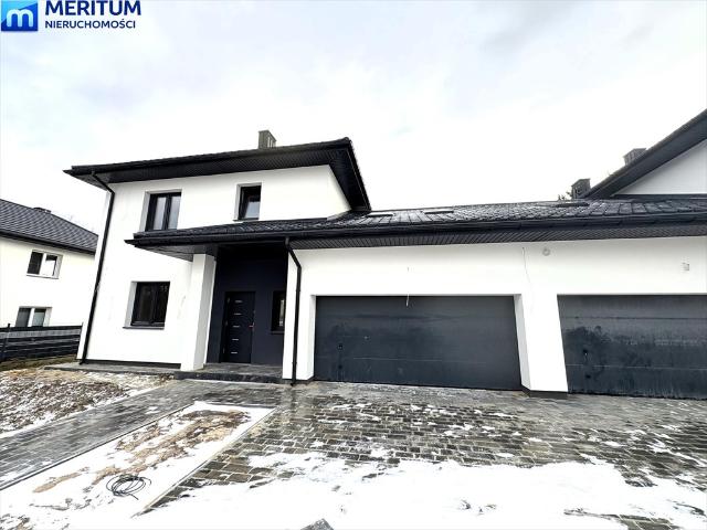 Przestronny dom bliźniak 188 m2 z garażem i dużą działką