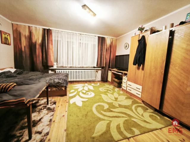 Przestronny dom rogowy z ogrodem, 5 pokoi, garaż