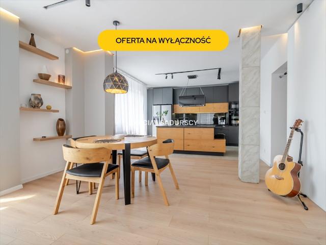 Dom wolnostojący 300 m2 z zadbanym ogrodem i garażem