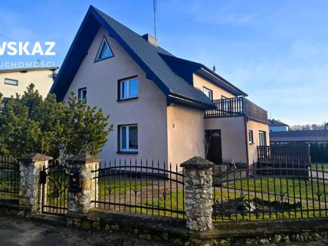 Przestronny dom z ogrodem i gabinetem w Kroczycach zapraszam