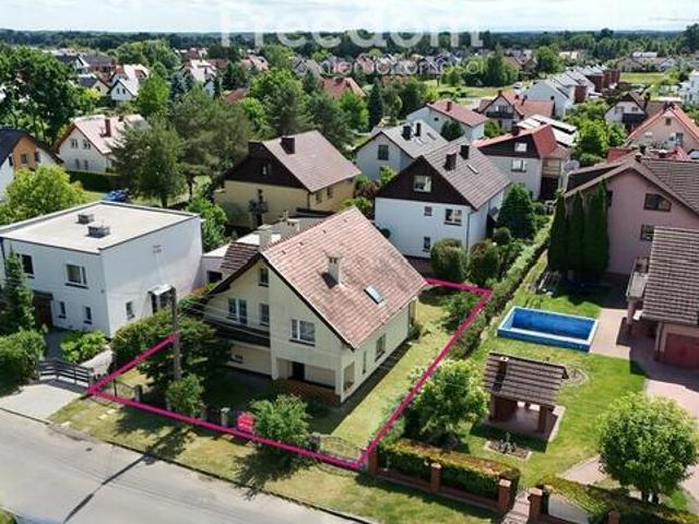 Przestronny dom z garażem i ogrodem Niemodlin