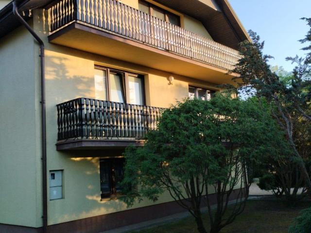 Przestronny dom z kominkiem i dużą działką 2500 m2