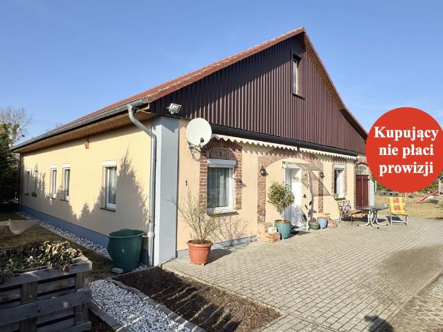 Przestronny dom z mieszkaniem i dużą działką, Viereck