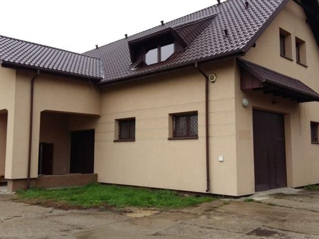 Dom z dużą działką i potencjałem inwestycyjnym polecam!