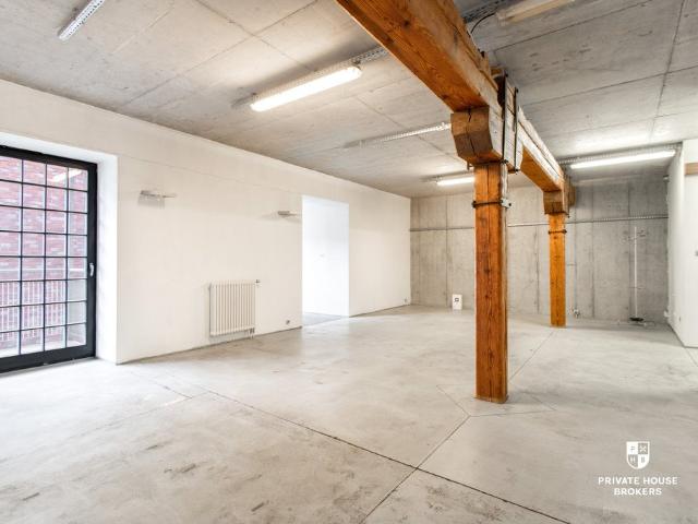 Przestronny loft biurowy 107m2 w sercu Zabłocia