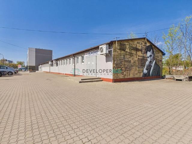 Przestronny lokal 474 m² z magazynem i biurem, gotowy do pracy