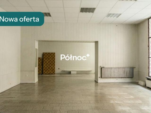 Przestronny lokal usługowy w centrum Kłodzka z dużymi witrynami
