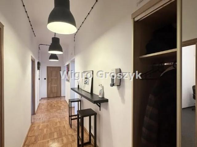 Przestronny lokal biurowy w kamienicy, 112 m2, Powiśle