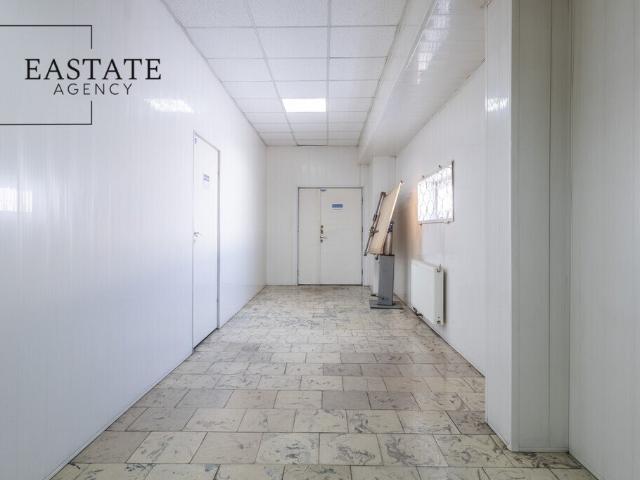 Przestronny lokal biurowy 223 m² z ochroną i parkingiem