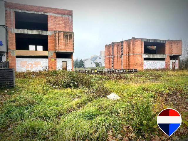 Przestronny pawilon 450 m² z możliwością rozbudowy