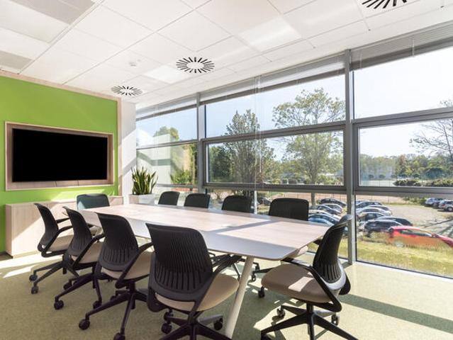 Przestrzeń do pracy dla 3 4 osób w Regus Opera