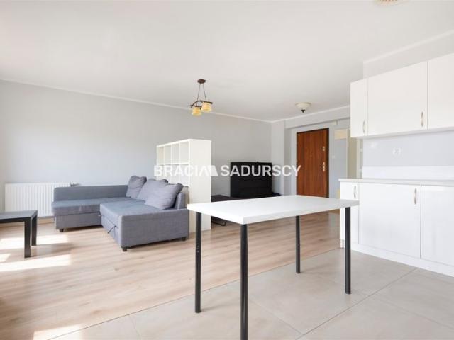 Przestrzenne 40m2 |1 Pokój | |6p| Balkon 10m2