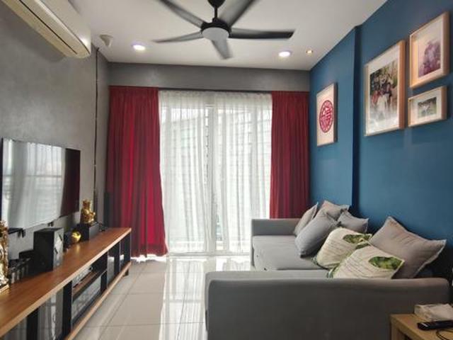 PWC Tropicana Bay Residence Partly Furnish 871 Sqft Price Nego