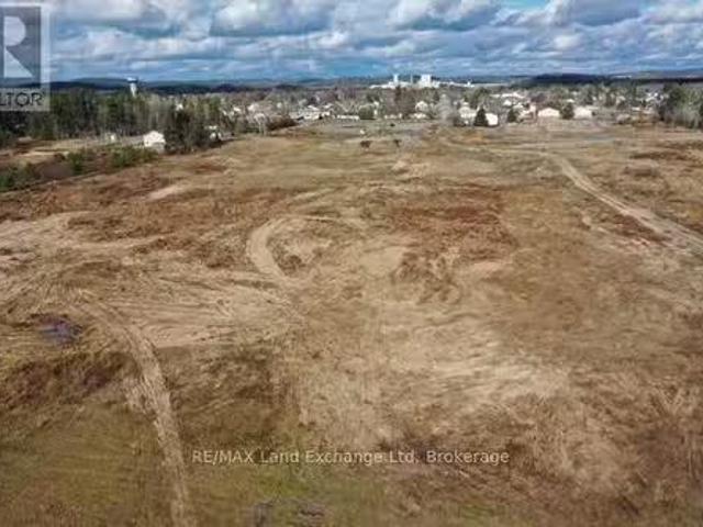 Pt Lt 8 Queensway Avenue, Espanola, ON, P5E 1K2 vacant land.