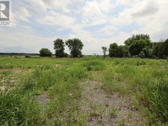 Pt Lt 10 County 18 Road, South Dundas, ON, K0E 1K0 vacant land for sale | Listing ID X13442 | Royal LePage