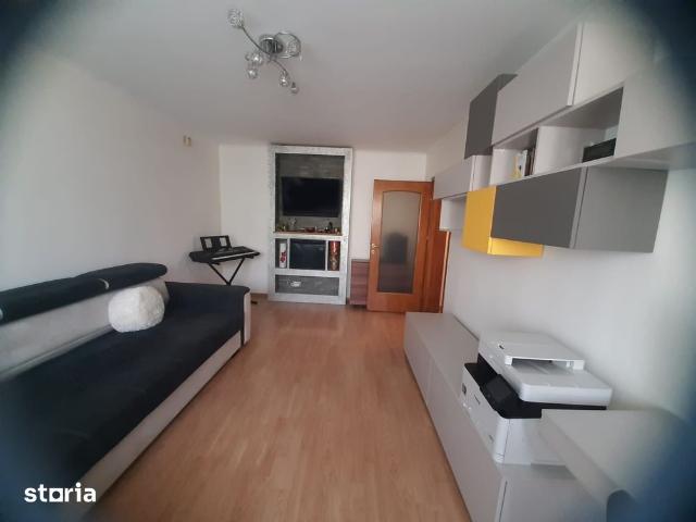Pta M. Viteazul, ap.3cam, dec, 2/4, CT, mob/util nou, 500e neg