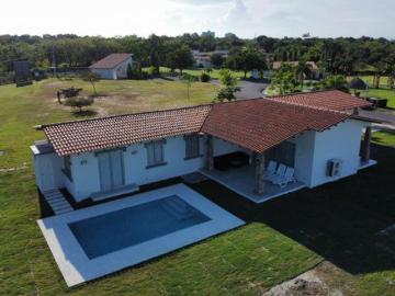 PUNTA BARCO CASA NUEVA EN VENTA