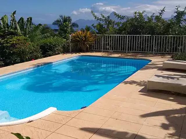 Punaauia 98703, 98718 Location appartement 3 pièces t3 au dernier étage piscine