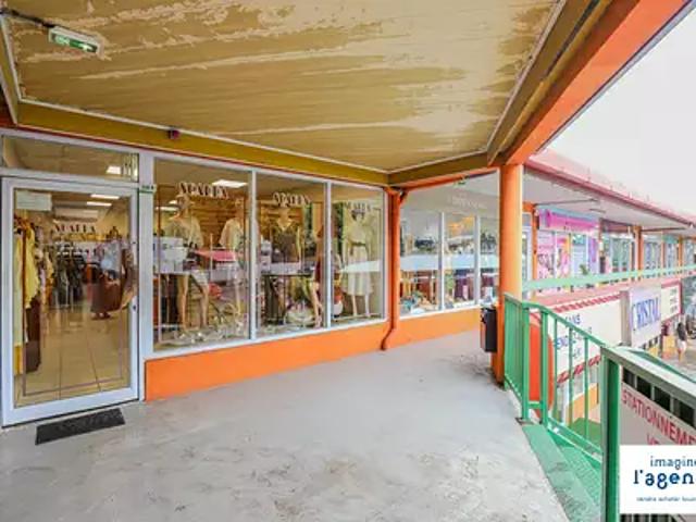 Punaauia 98703 Achat / Vente divers parking