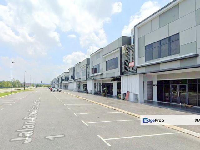 Puncak Alam
