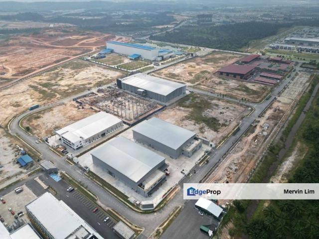 Puncak Alam
