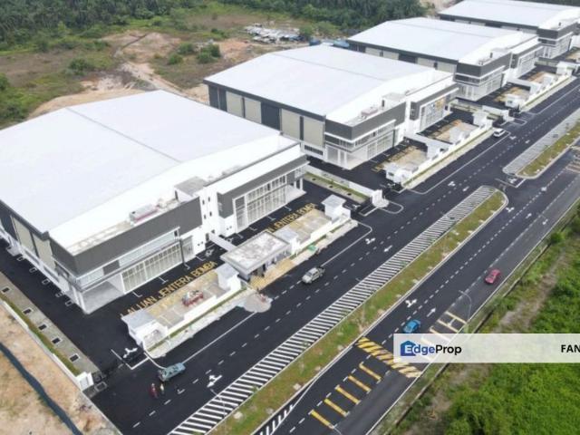 Puncak Alam
