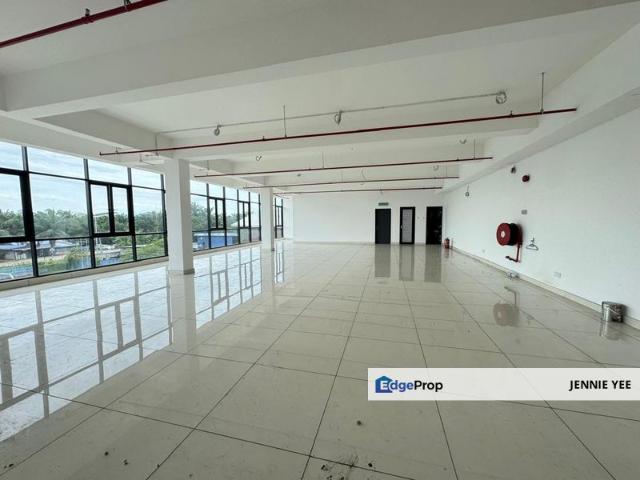 Puncak Alam