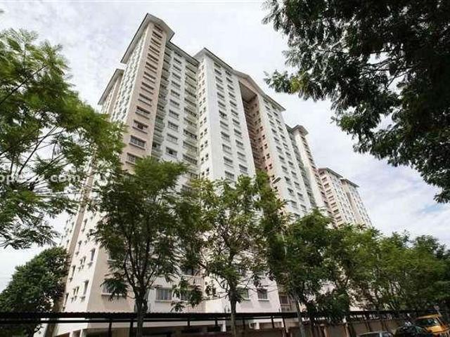 Puncak Damansara Condominium Petaling Jaya 3R2B PF Kayu Ara