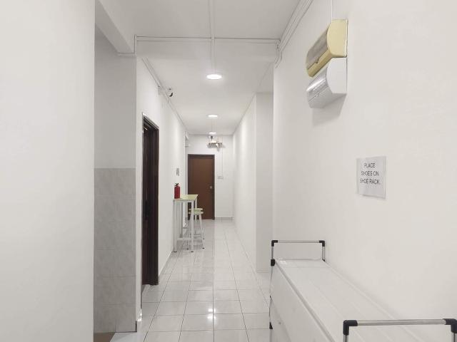 PUNCAK DAMANSARAMiddle RoomShort Driving Distance to One Utama