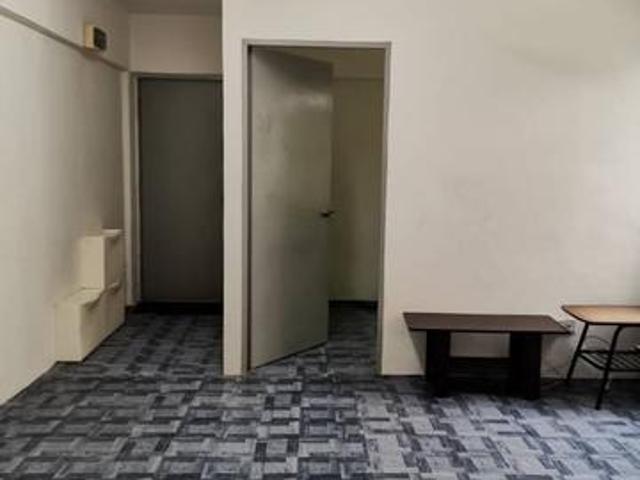 Puncak Erskine Penang Basic Unit with 3 Rooms 1 Bathroom