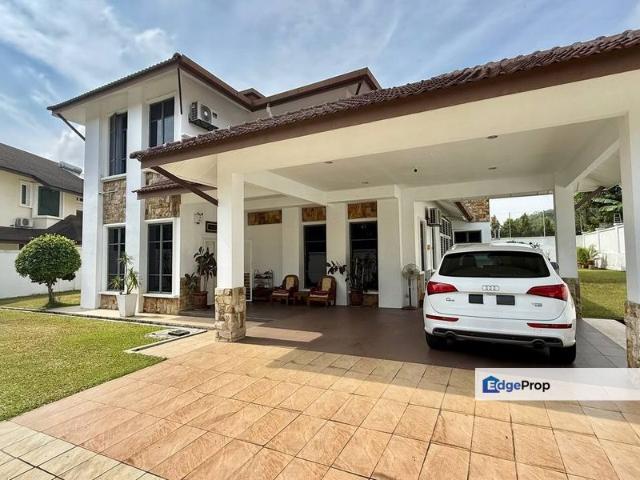 Puncak Pinggiran Putra