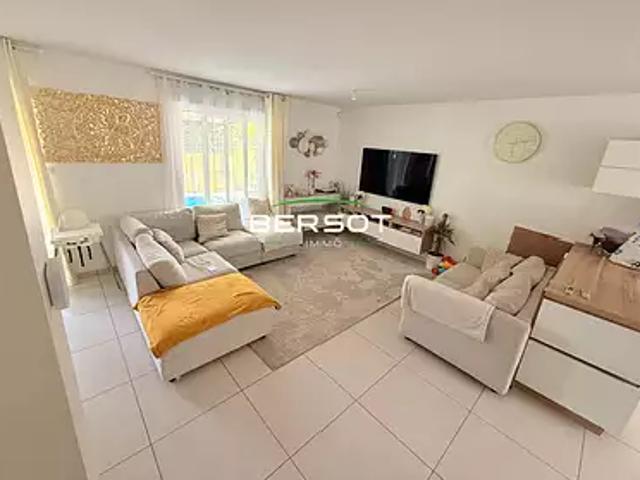 Publier 74500 Achat / Vente maison 5 pièces t5 au dernier étage parking