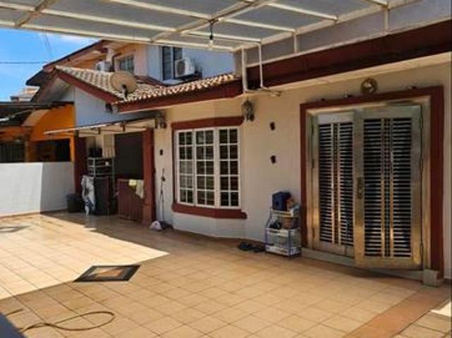 Puchong cluster house selling