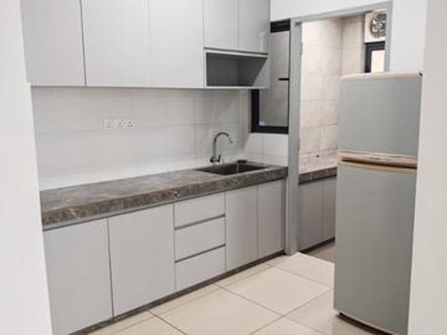 Puchong Condo Partially Furnished Ready Move