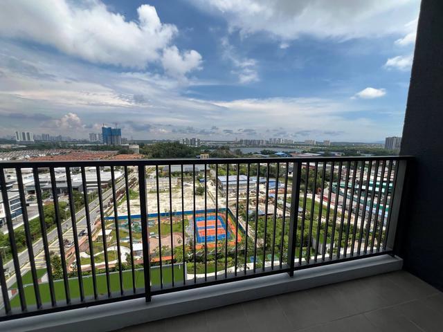 PUCHONG FuLLY FURNISHED FREEHOLD 4ROOMS