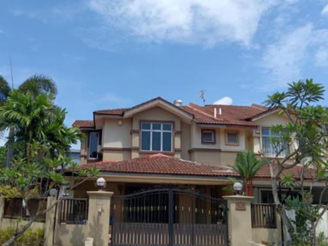 Puchong Freehold 2 storey Corner lovely home ideal for start family