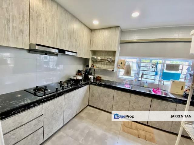 Puchong Hartamas 2 Storey House Endlot