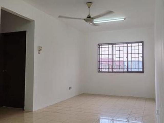 Puchong Kinrara Putri Apartment
