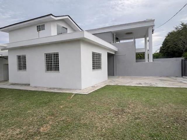 Puchong Putra Perdana corner double storey 3800sf land area