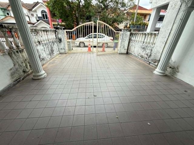 Puchong Perdana Taman Puchong Intan Walk 2min Lrt Puchong
